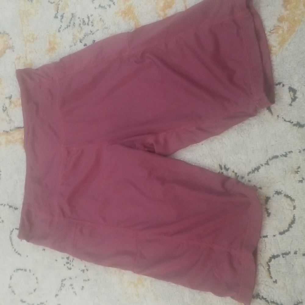 Shorts - Picture 2 of 4